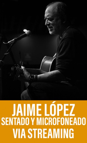 Jaime López SENTADO Y MICROFONEADO